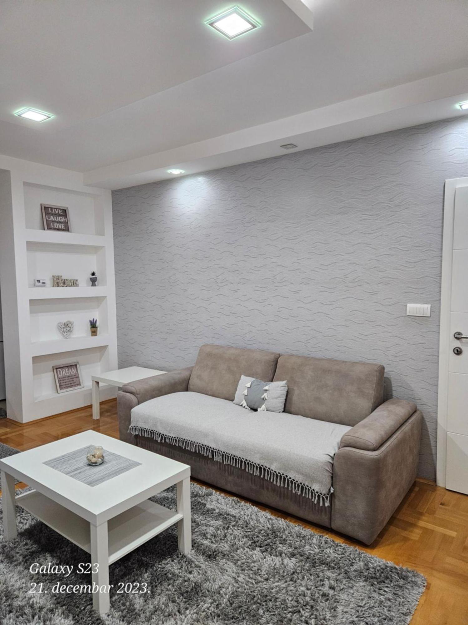 Apartman Vukota Пірот Екстер'єр фото